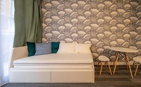 New Studio Near Bois de Vincennes